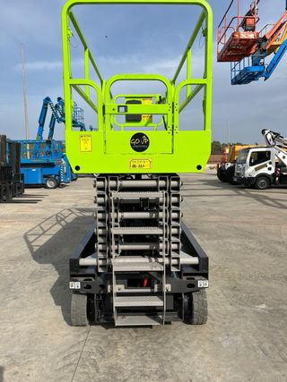 PLATAFORMA ELEVADORA TIJERA ELECTRICA ZOOMLION