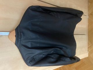 cazadora polipiel negra