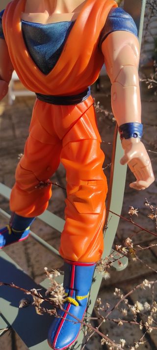 Goku de Dragon Ball figura articulada