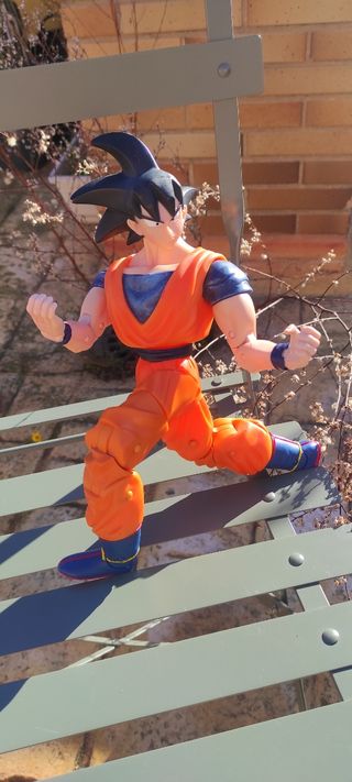Goku de Dragon Ball figura articulada