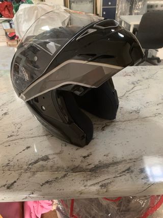 Casco moto marca Shad