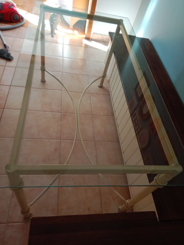 Mesa forja y cristal