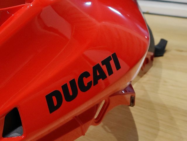 Cubre tanque Ducati Multistrada V4/V4S