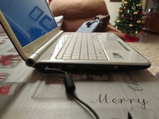 Ordenador Portátil TJ 66