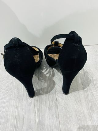 🎈 Sandalias de tacón terciopelo negras.Solo envio🎈