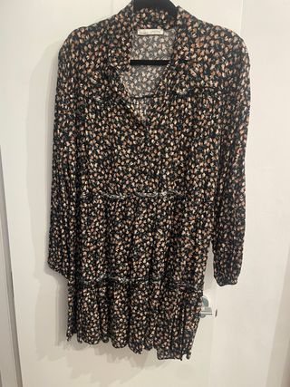 Vestido manga larga estampado con vuelo