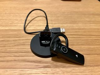 Sony PS3 Slim 320GB+Auricular bluetooth+juego RDR!