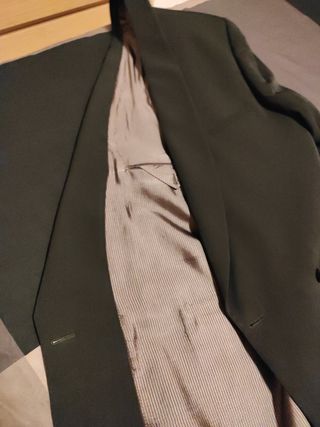 Traje Americana xl y camisa Traje negro xl