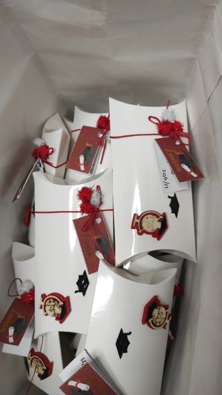 Decorazioni per confezionare bomboniere