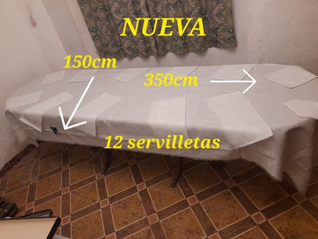 Nuova tovaglia 12 servizi con etichetta