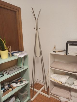 Perchero de pie IKEA nuevo