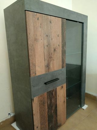 Mueble salón vitrina pared