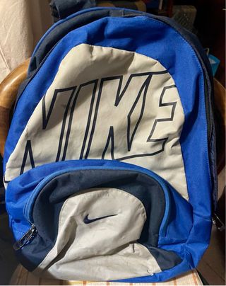 mochila nike gris/azul muy resistente 