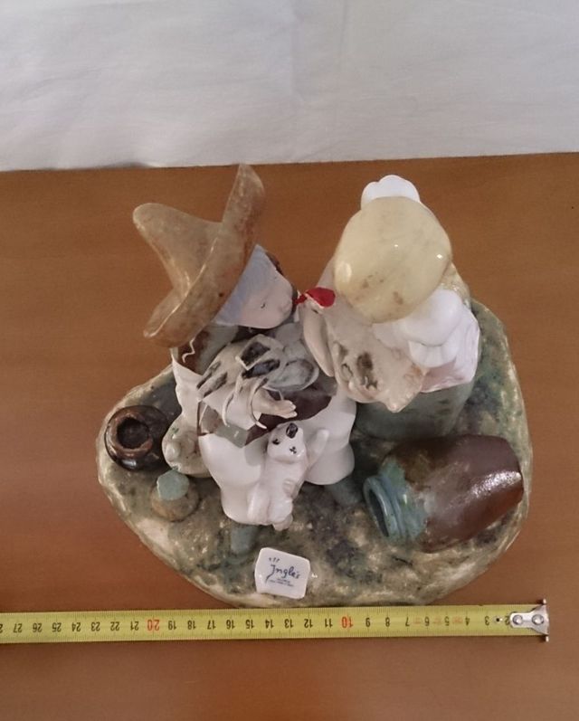 Figura de Porcelana Vintage Inglés de Valencia