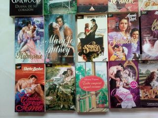Lote de 15 novelas románticas