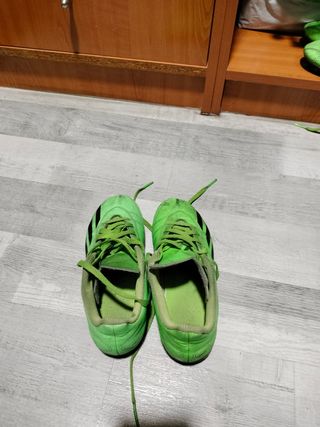 Zapatos futbol 
