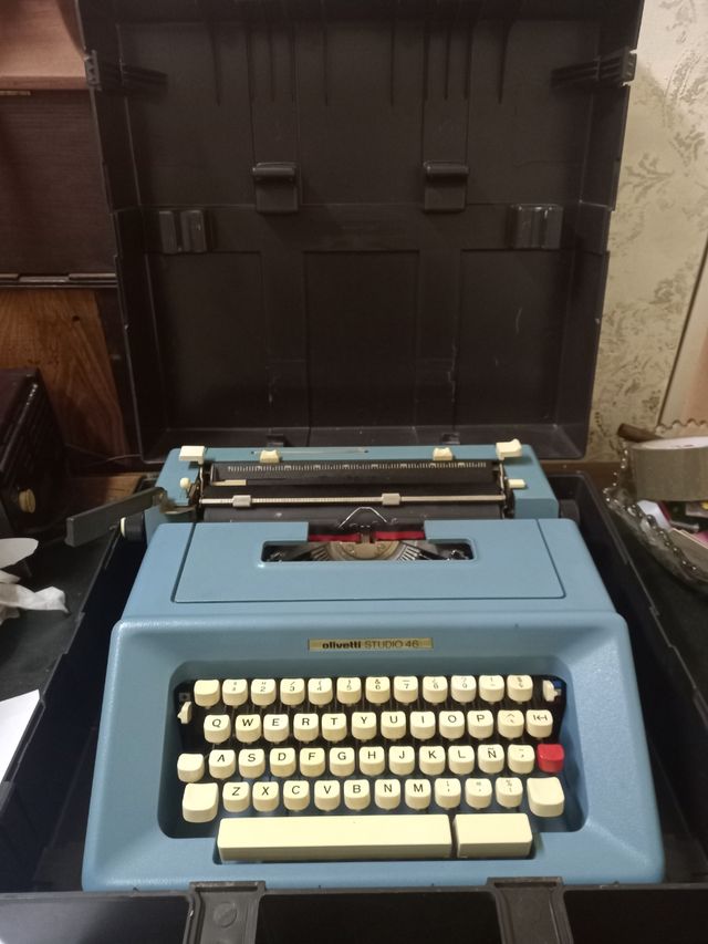 Máquina de escribir Olivetti