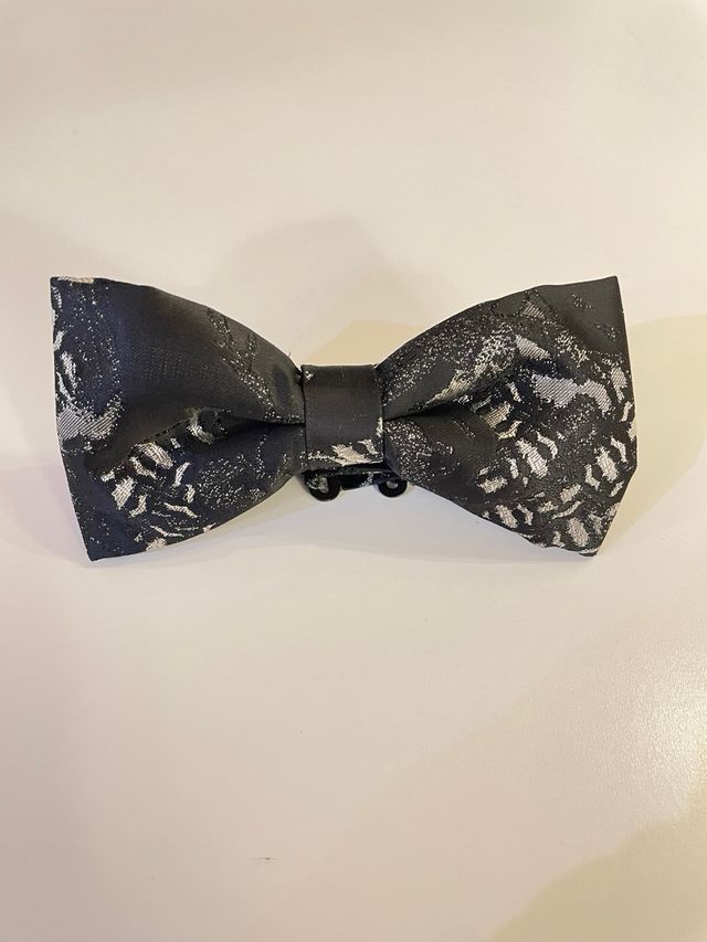 pajarita elegante y sofisticado. nuevo