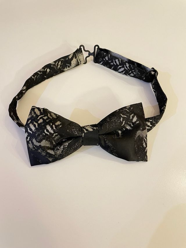 pajarita elegante y sofisticado. nuevo