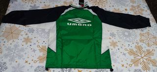 Cortavientos-Chubasquero