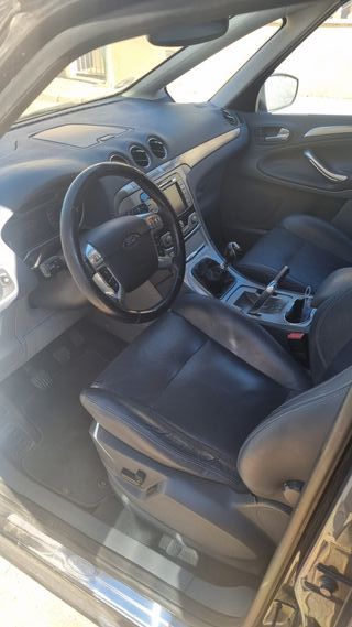 Ford S-MAX 2.0 TDCI (2009)