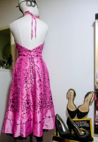 Vestido rosa cliché mui elegante y cómodo