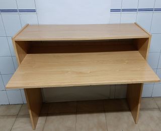 Mesa estudio juvenil