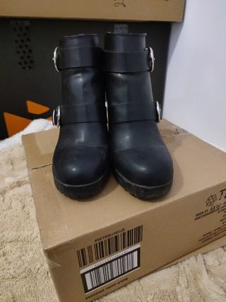 Botines negros