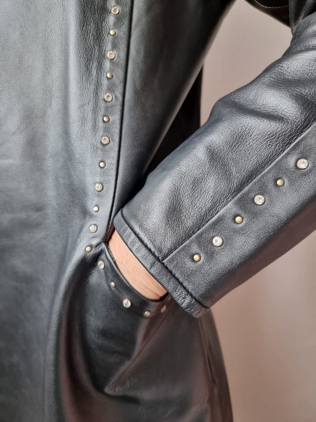 Abrigo cuero Pedro del Hierro.