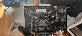 Placa base + tarjetas gráficas + tarjeta de sonido