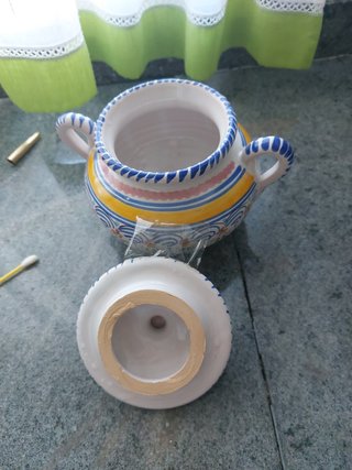 Azucarero artesanía de Talavera.