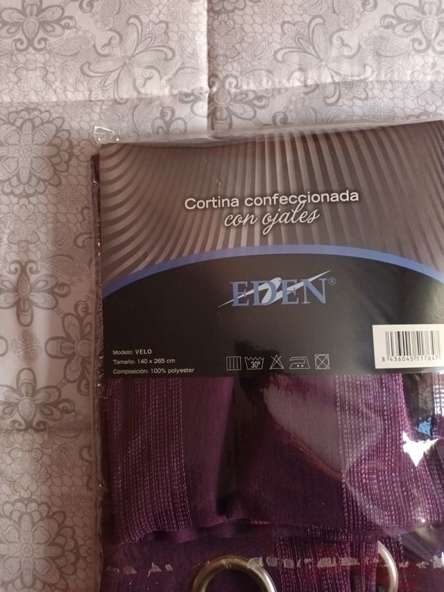 Cortina sin estrenar