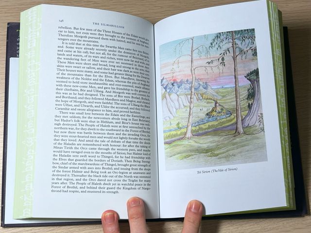 The Silmarillion Illustrated by the author Tolkien