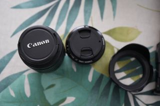 Cámara Canon 600D + accesorios