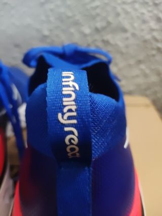 NIKE REACT INFINITY FK 2