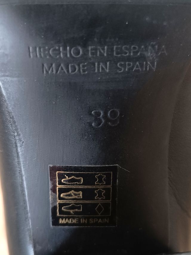 Zapato Salón negro piel