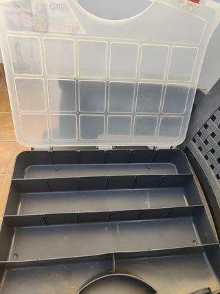 Organizador ,está sin estrenar.