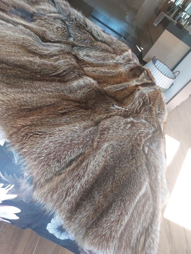 Chaquetón piel pelos