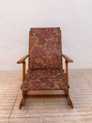 Mecedora infantil de madera
