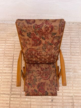 Mecedora infantil de madera