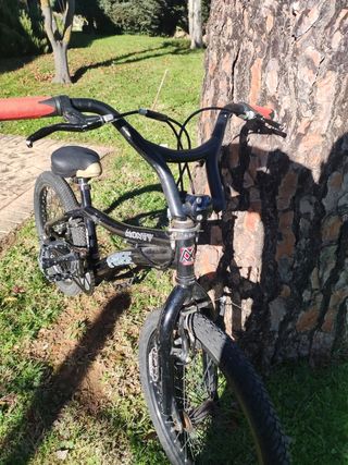 Bicicleta Monty free 301