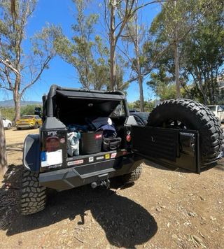 4x4 OVERLAND CAMPER OFFROAD JEEP PICKUP