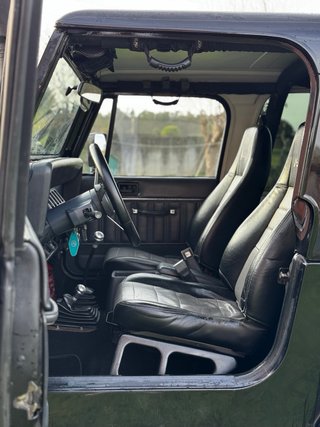 4x4 OVERLAND CAMPER OFFROAD JEEP PICKUP