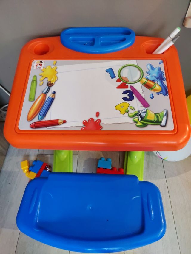 Pupitre Chicco crece conmigo