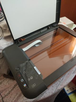 IMPRESORA CON ESCANER
