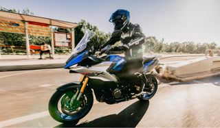 Suzuki GSX-S1000GX M5