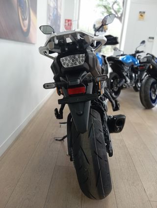 Suzuki GSX-S1000GX M5