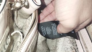 Bolso grande de hombro rosa vieja Guess