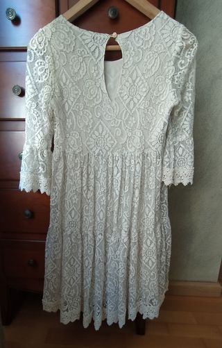 Vestido beige  suelto
