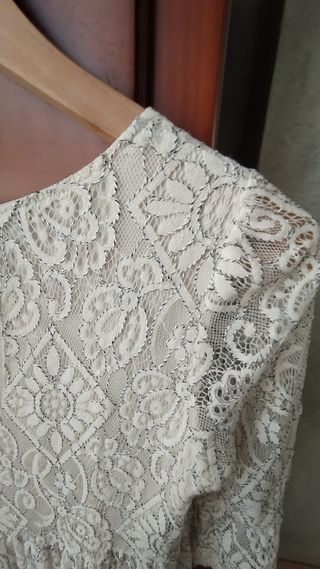 Vestido beige  suelto